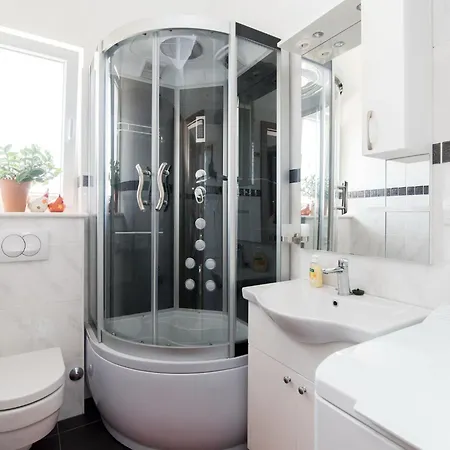 Mare- One Bedroom With Garden View A3 St Apartment