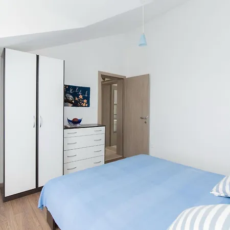 Apartment Mare- One Bedroom With Garden View A3 St