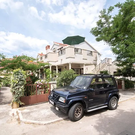 Mare- One Bedroom With Garden View A3 St *